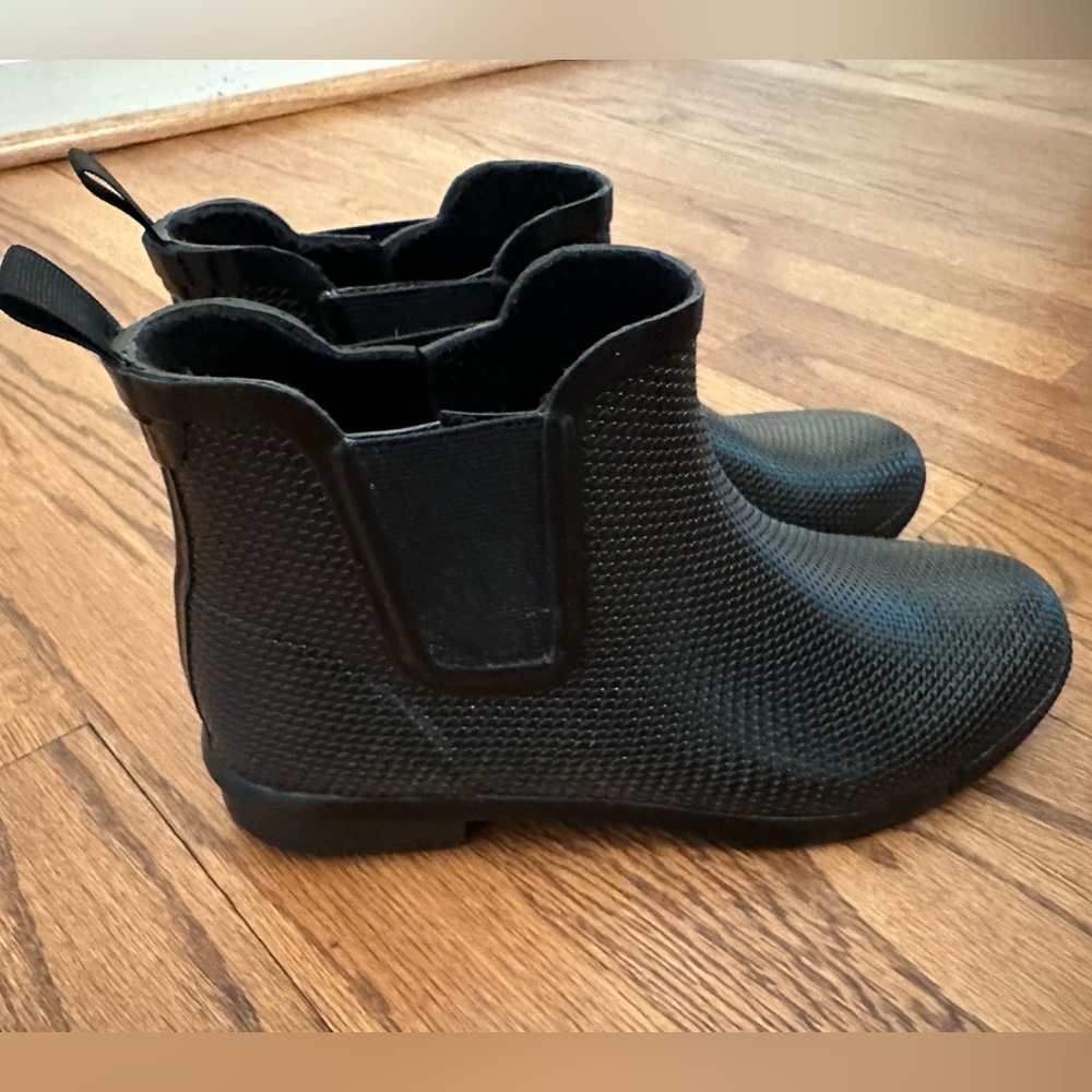 Rain boots by Cougar